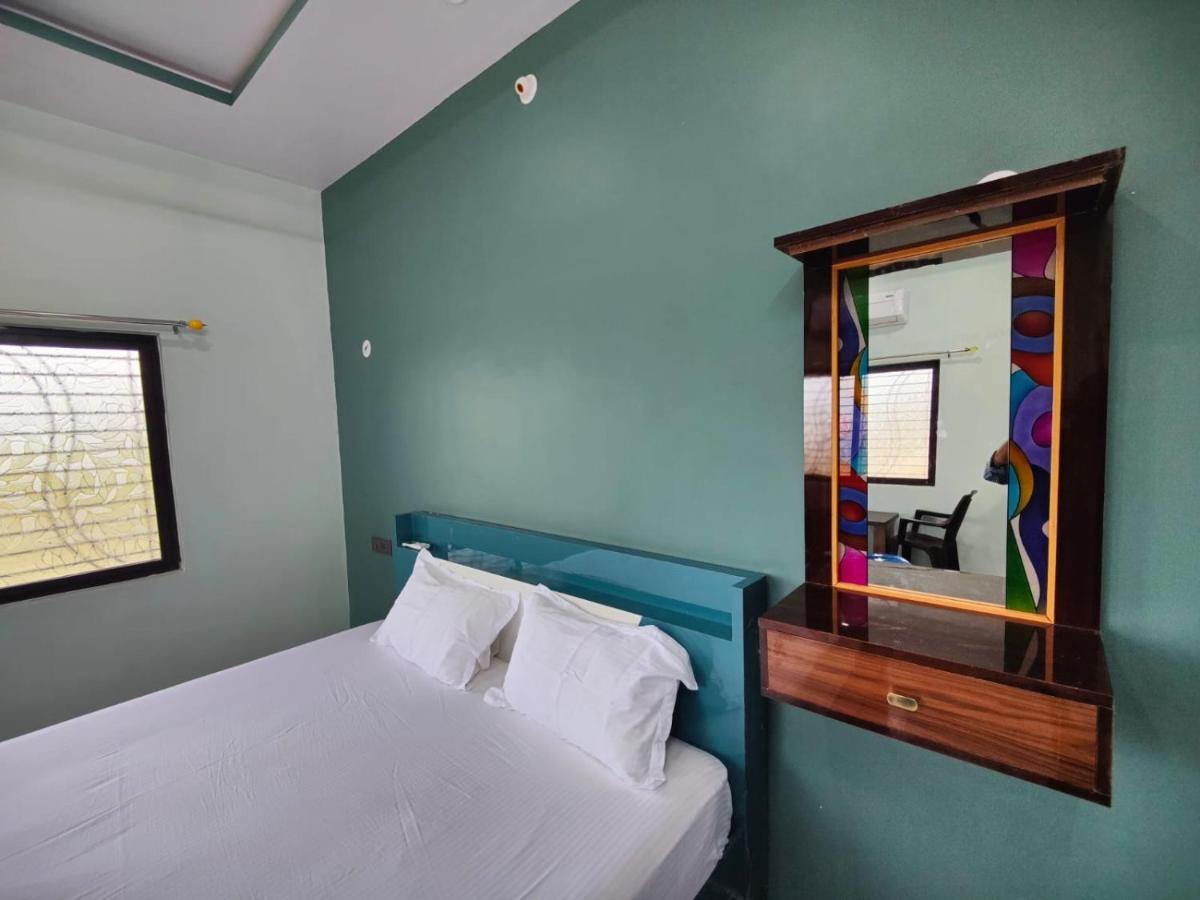 Srinivasa Homestay Hampi Εξωτερικό φωτογραφία